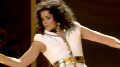 Nelly Furtado - I'm Like A Bird Loose Tour
