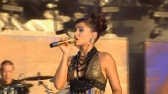 Nelly Furtado - Maneater Champ Libre