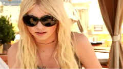 Taylor Momsen - Taylor Momsen