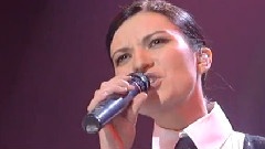 Laura Pausini - Un'emergenza D'amore