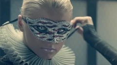 Michael Jackson - Behind The Mask