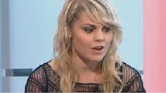 Coeur de Pirate - 采访 & Comme Des Enfants