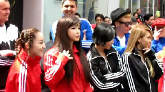 明洞阿迪达斯开幕