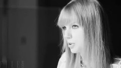 Taylor Swift - Elle Magazine Behind The Scenes