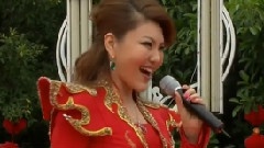 乌兰图雅 - 套马杆