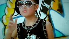 宋艺飞 - 超级偶像