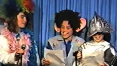 Angelina Jolie - 安吉丽娜朱莉12岁演唱录影