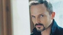 Miguel Bose,Satellites & Sirens - Miguel Bose - Morir De Amor 现场版