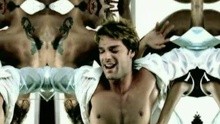 Ricky Martin - She Bangs