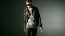 T. Mills,Chayanne - T. Mills - Vans On