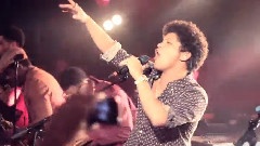 Bruno Mars - Locked out of Heaven