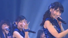 AKB48 - 风は吹いている