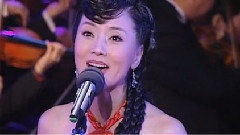 清粼粼的水 蓝莹莹的天