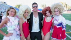 Robin Thicke - Give It 2 U 幕后花絮