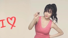 IPKN model FW Makeup