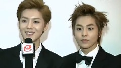 后台最热闹的明星