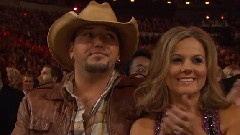 Taylor Swift - Entertainer Of the Year