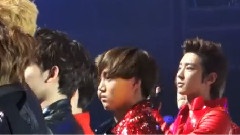 为SJ等前辈艺人鼓掌&鞠躬