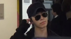 香港机场送机关内