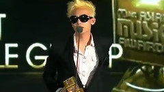 最佳男子组合奖受赏