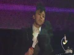G-Dragon(BigBang) - Shine A Light