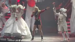 Taylor Swift - We Are Never Ever Getting Back Together