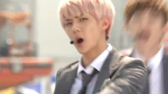 Growl现场 世勋E-X-O手势合集