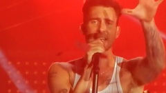 Maroon 5 - Moves Like Jagger