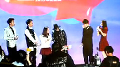 G-Dragon(BigBang) - GD与海涛同台互动