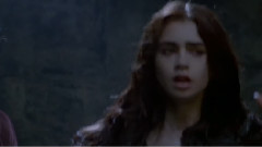 < 2013圣杯神器:骸骨之城 > 插曲