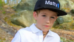 MattyB,Alex G - Feel This Moment