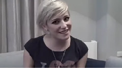 Pixie Lott - 给粉丝们的最新近况 2011