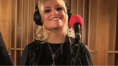 Pixie Lott - Kiss The Stars