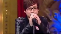 听袁惟仁弹吉他