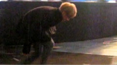 领完奖跑回去的利特 Melon Music