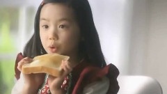 芦田爱菜 - 神戸屋 もちふわ食パン (もっちりふんわり) CM