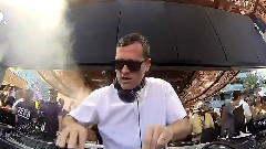 顶级性感比基尼美女泳池DJ派对 嗨翻2014