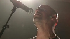 Daughtry - Crawling Back To You