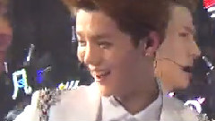 带小绿鹿向大家鞠躬致谢