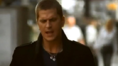 Rob Thomas - This Is How A Heart Breaks