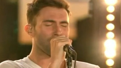 Maroon 5 - Give A Little More VEVO Summer Sets