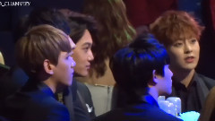 观看防弹少年团表演