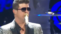 Robin Thicke - Give It 2 U
