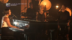 Alicia Keys - Doesn't Mean Anything & Empire State Of Mind