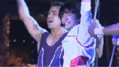 知念挑战空中杂技 报道 11/08/08