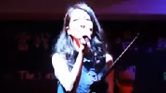 路嘉欣 - 爱是怀疑