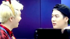 Jackson & Youngjae Imitating Each Other