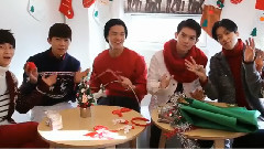 TeenTop 制作不同圣诞树