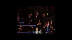 两个嗨起来的小宝贝