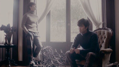 东方神起 - Chandelier